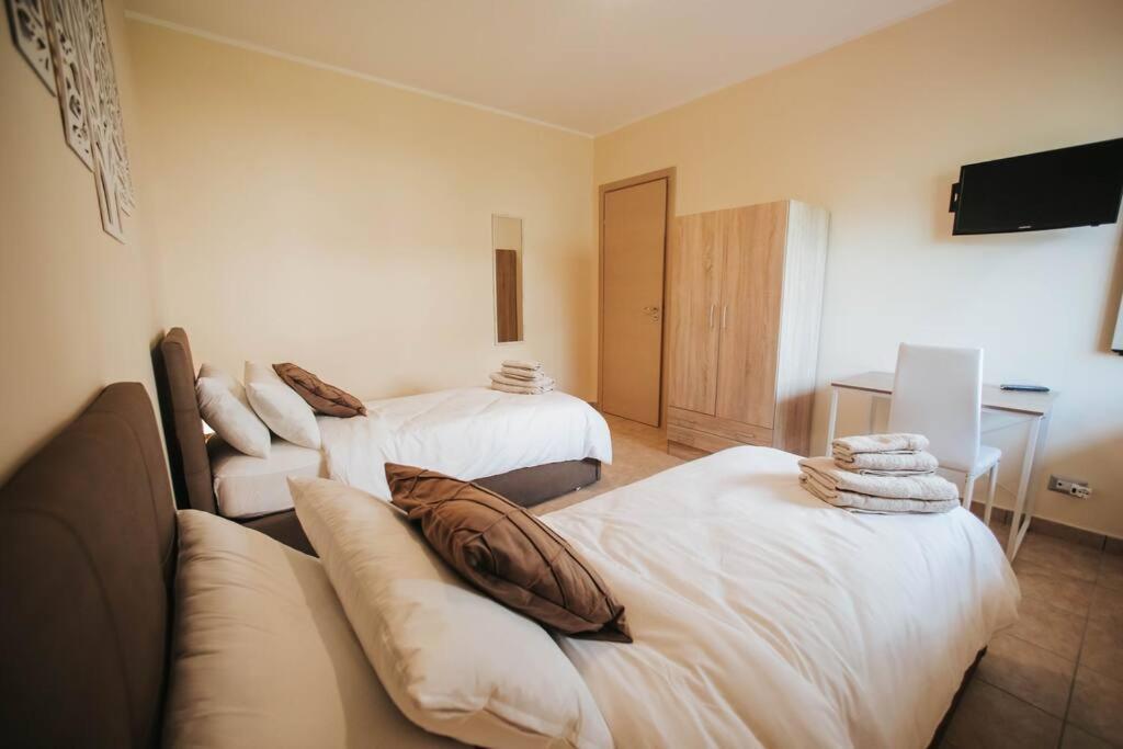 Artemide Apartment Montepaone Lido 外观 照片